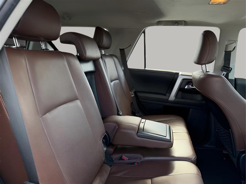 Toyota 4Runner Limited 4WD 2021