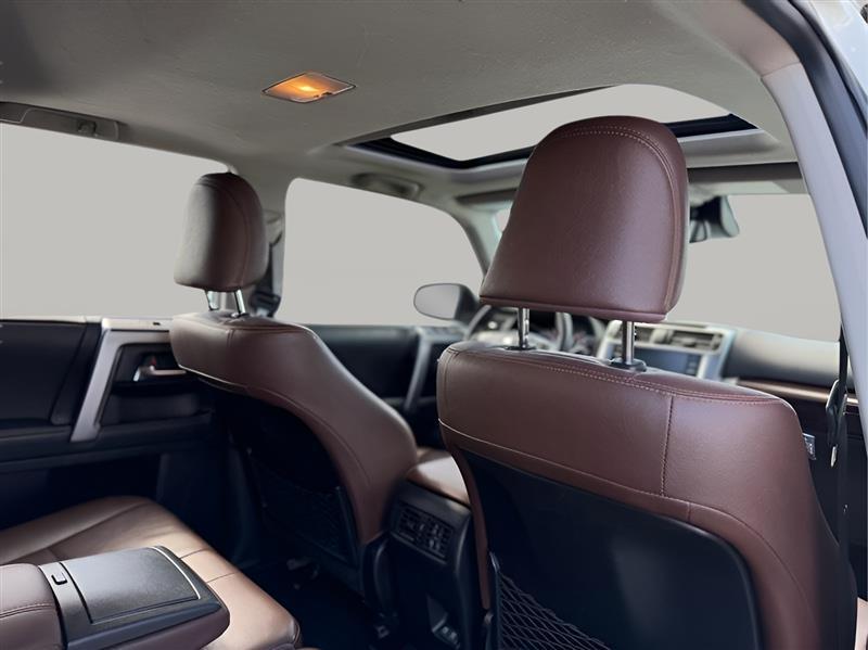 Toyota 4Runner Limited 4WD 2021