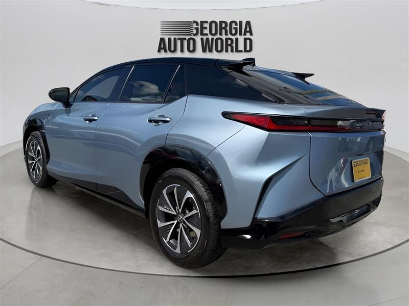 Lexus RZ 300e Premium w/18" Wheels 2025