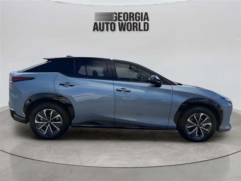 Lexus RZ 300e Premium w/18" Wheels 2025