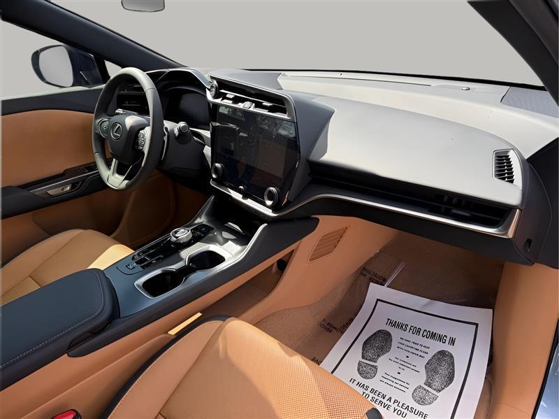 Lexus RZ 300e Premium w/18" Wheels 2025