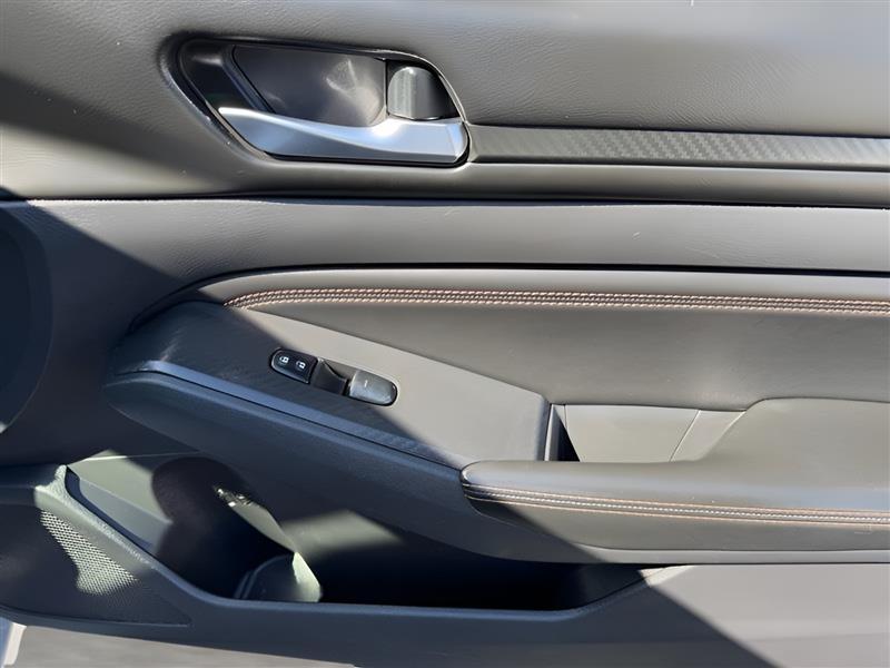 Nissan Altima VC-T SR 2020