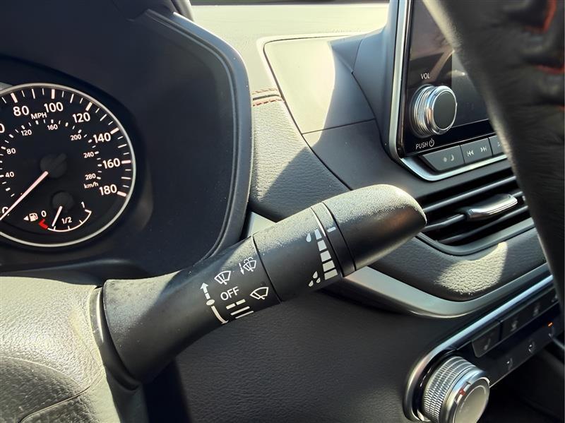 Nissan Altima VC-T SR 2020