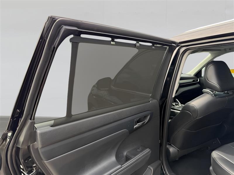 Toyota Highlander XLE FWD V6 2021