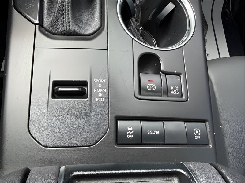 Toyota Highlander XLE FWD V6 2021