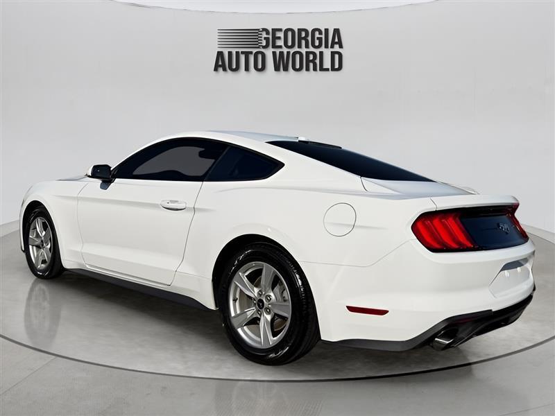 Ford Mustang EcoBoost Coupe 2020