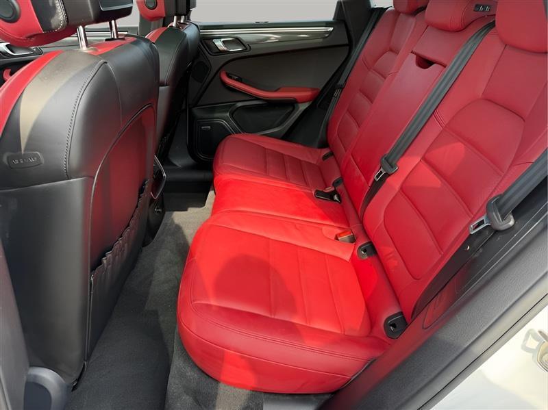 Porsche Macan S 2016