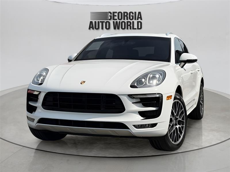 2016 Porsche Macan