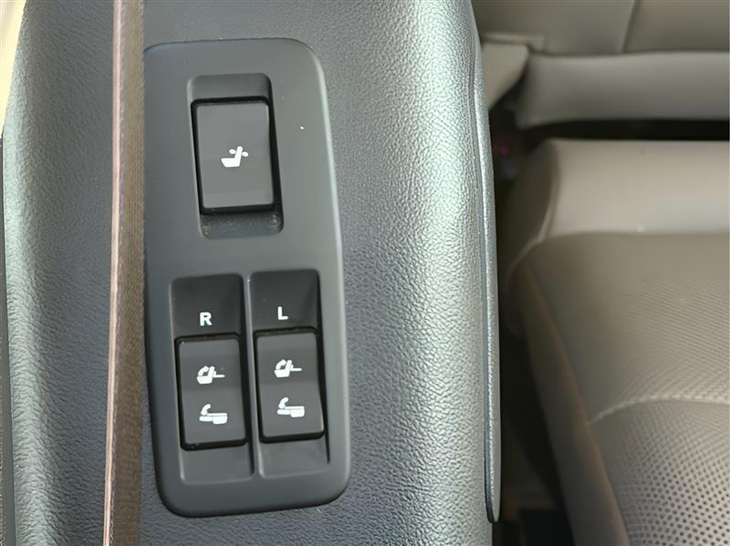 Lexus GX 460 4WD 4dr Premium 2022