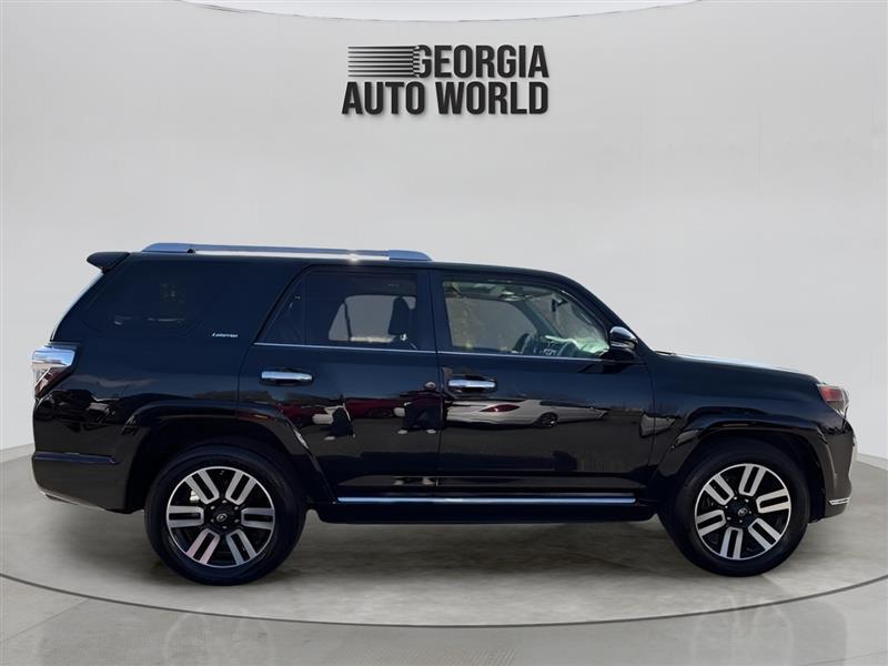 Toyota 4Runner Limited 2WD V6 2017