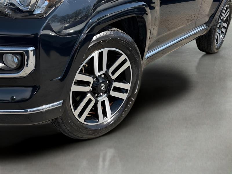 Toyota 4Runner Limited 2WD V6 2017