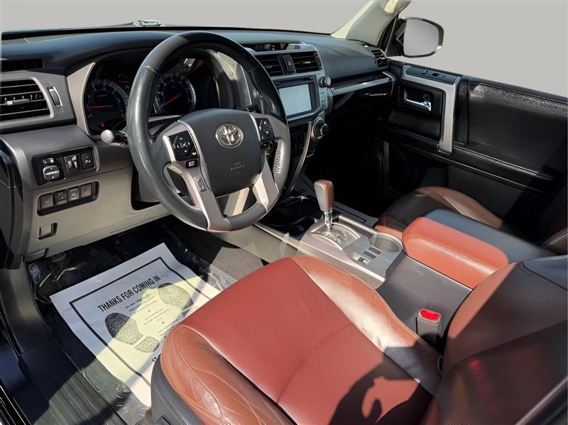 Toyota 4Runner Limited 2WD V6 2017