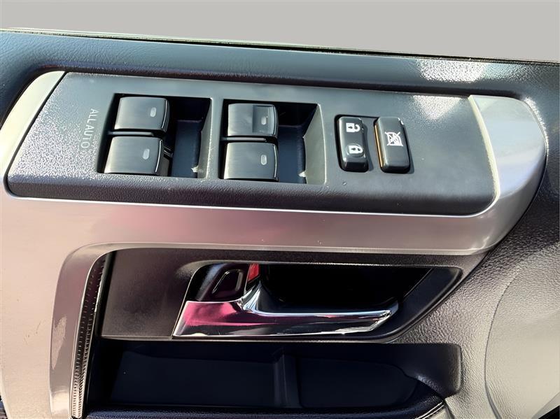 Toyota 4Runner Limited 2WD V6 2017