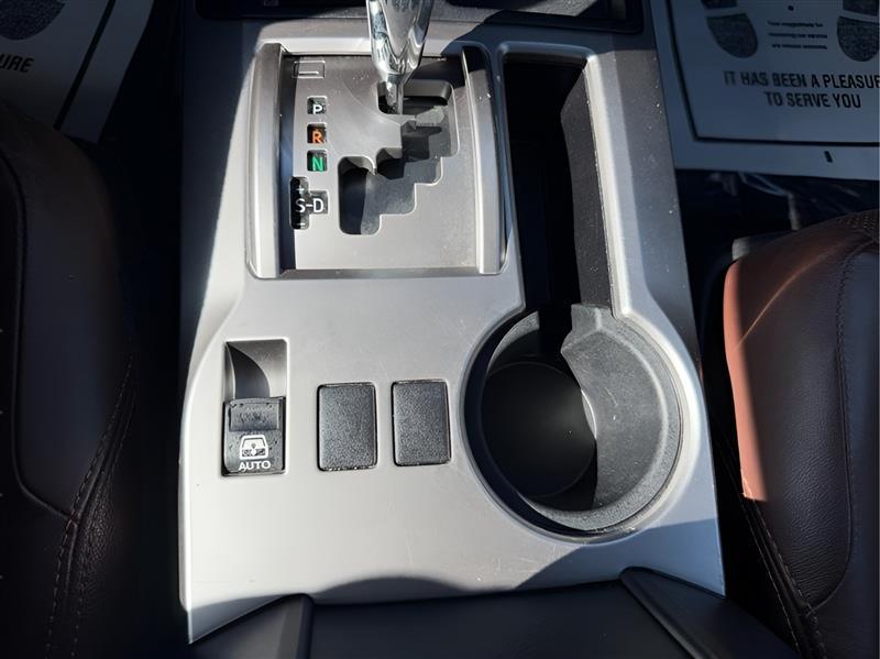 Toyota 4Runner Limited 2WD V6 2017