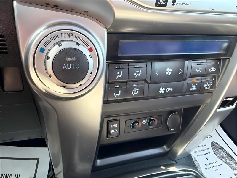 Toyota 4Runner Limited 2WD V6 2017