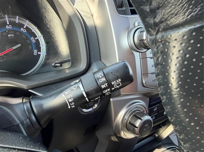 Toyota 4Runner Limited 2WD V6 2017