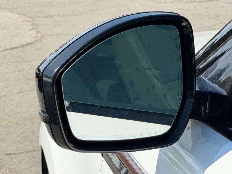 Land Rover Range Rover Velar R-Dynamic SE 2018