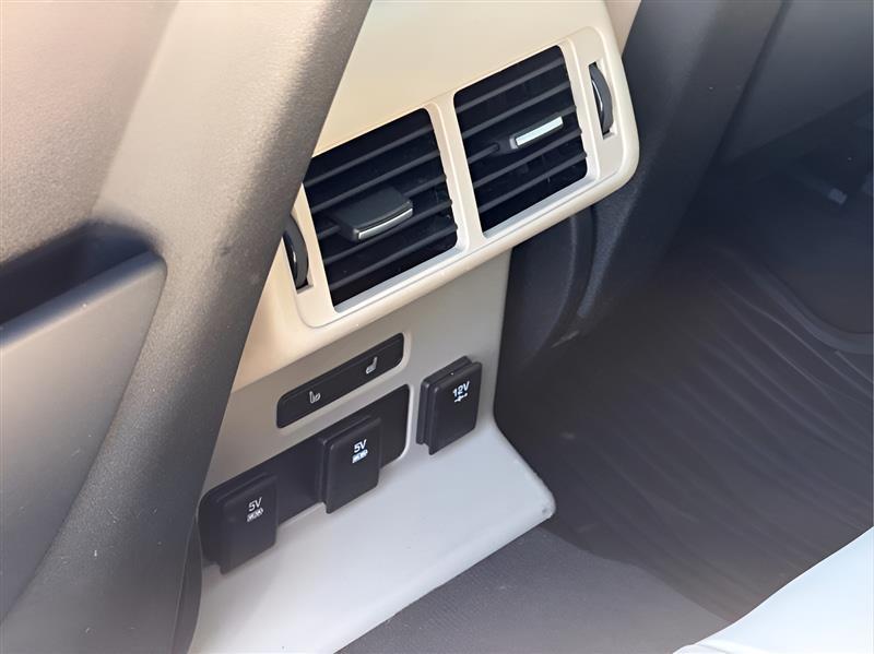 Land Rover Range Rover Velar R-Dynamic SE 2018