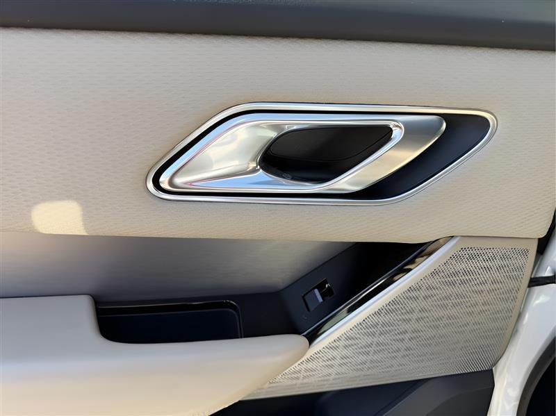 Land Rover Range Rover Velar R-Dynamic SE 2018