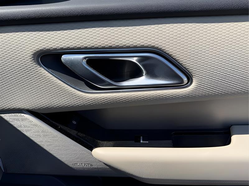 Land Rover Range Rover Velar R-Dynamic SE 2018