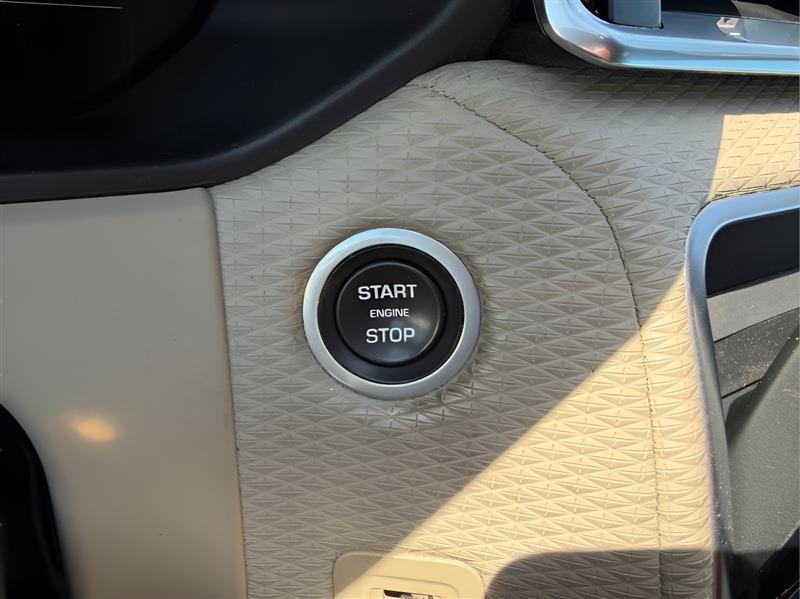 Land Rover Range Rover Velar R-Dynamic SE 2018