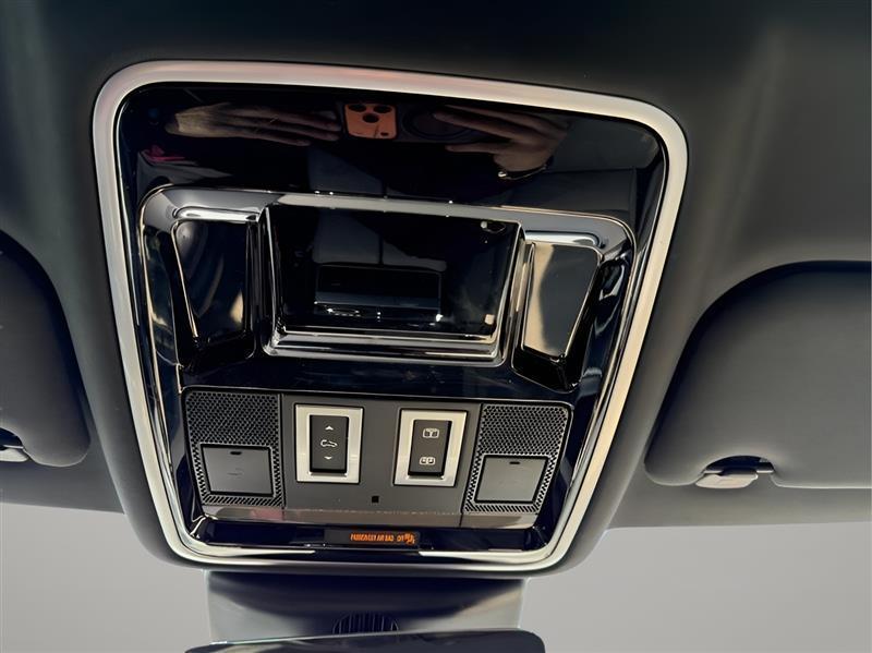 Land Rover Range Rover Velar R-Dynamic SE 2018