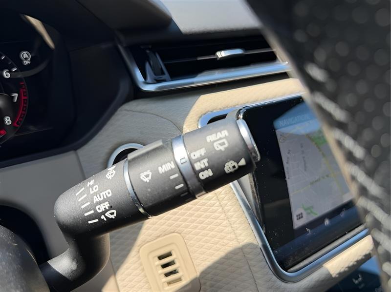 Land Rover Range Rover Velar R-Dynamic SE 2018