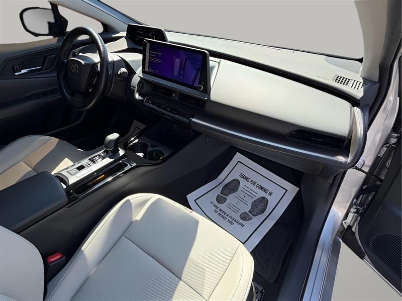 Toyota Prius XLE 2024