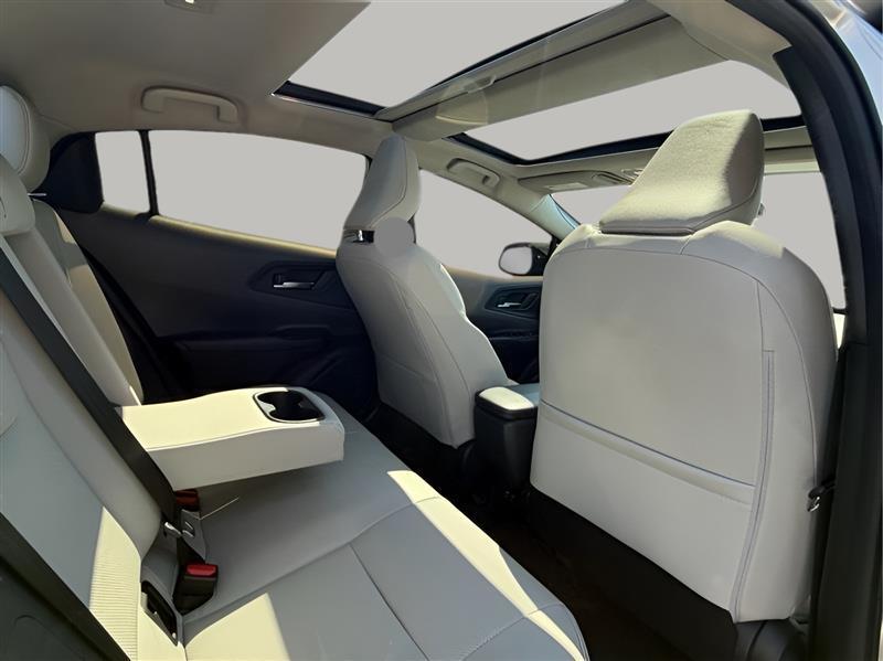 Toyota Prius XLE 2024