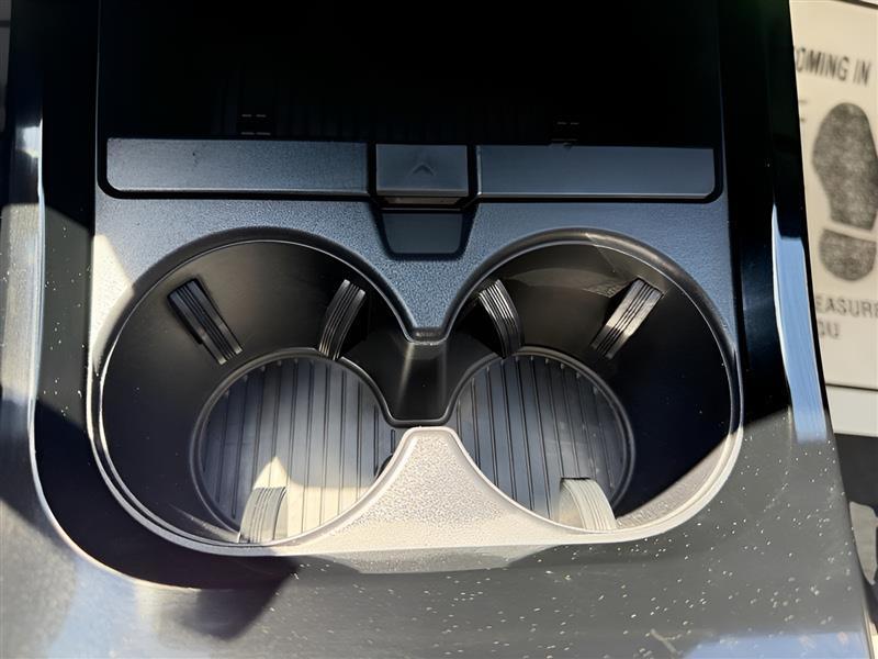 Toyota Prius XLE 2024