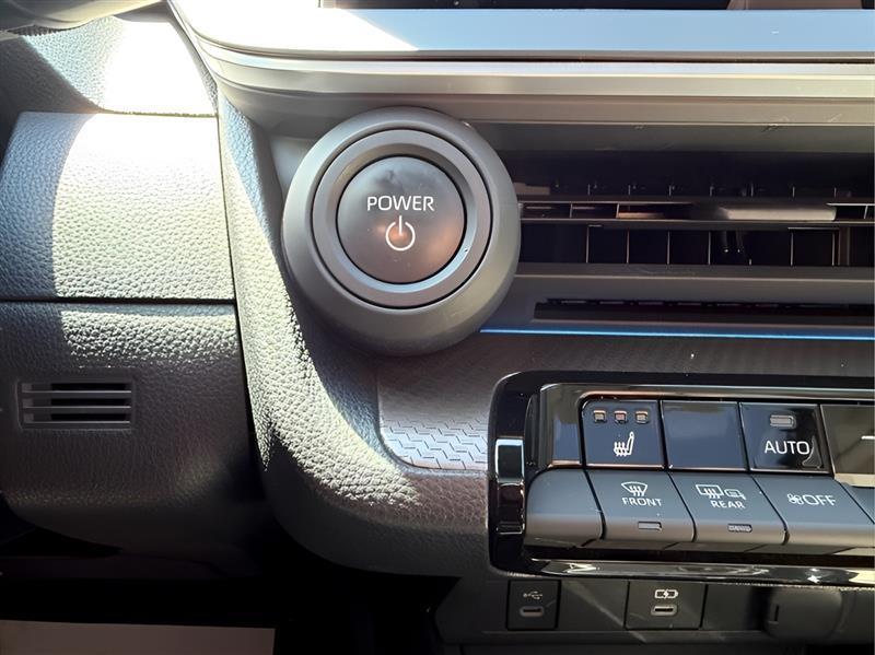 Toyota Prius XLE 2024