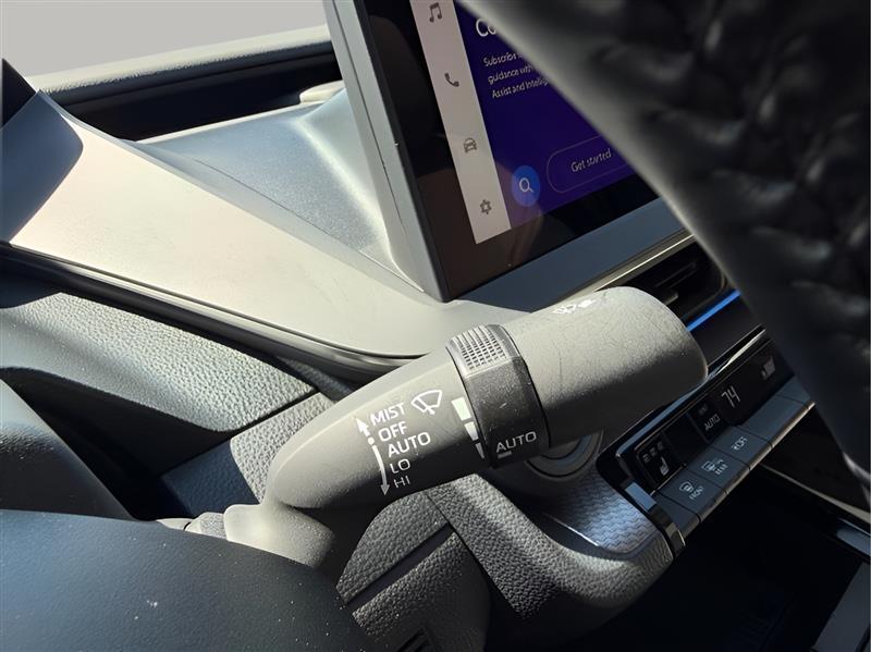 Toyota Prius XLE 2024