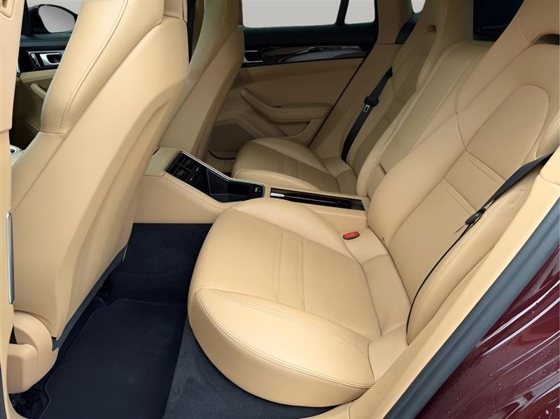 Porsche Panamera 4 2018