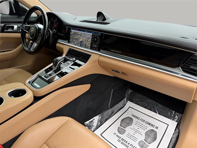 Porsche Panamera 4 2018