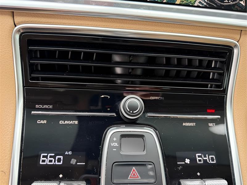 Porsche Panamera 4 2018