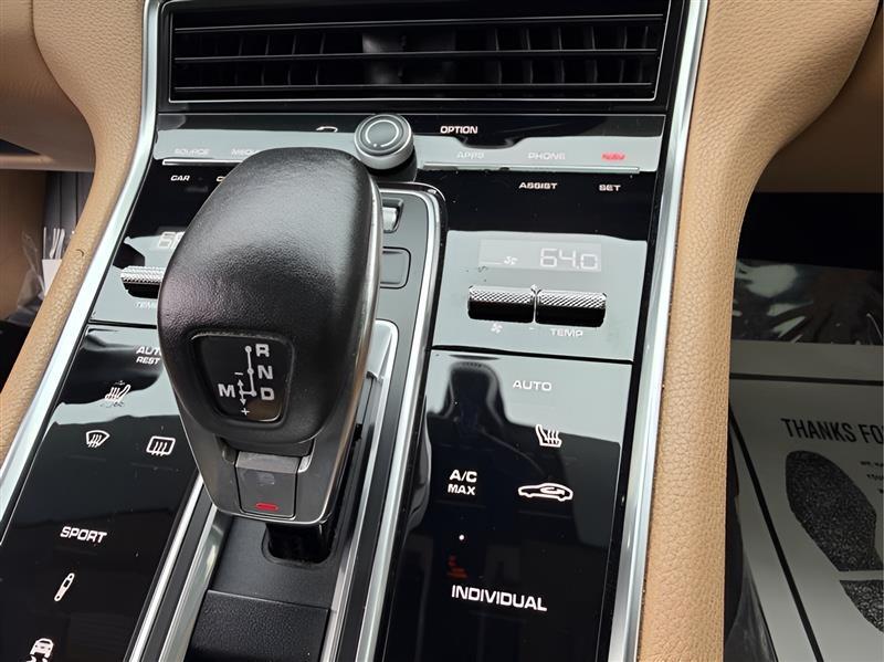 Porsche Panamera 4 2018