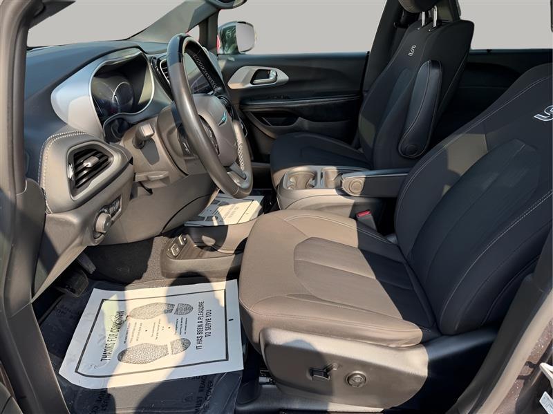 Chrysler Pacifica Hybrid Touring 2021