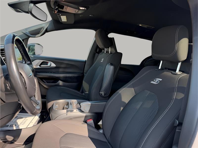 Chrysler Pacifica Hybrid Touring 2021