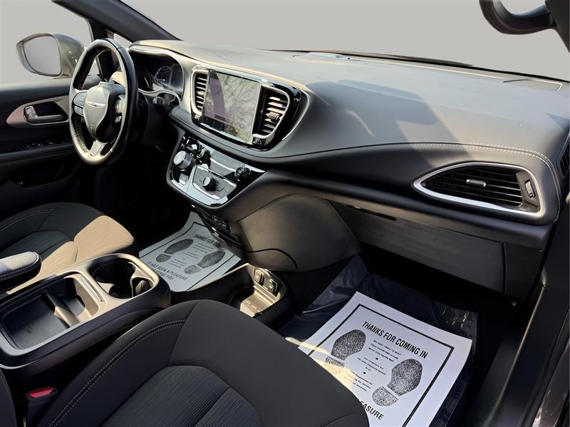 Chrysler Pacifica Hybrid Touring 2021