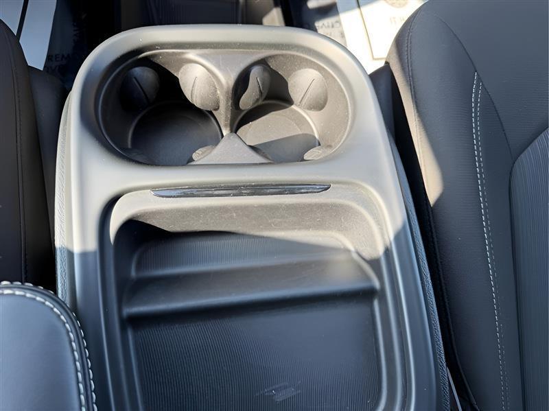 Chrysler Pacifica Hybrid Touring 2021