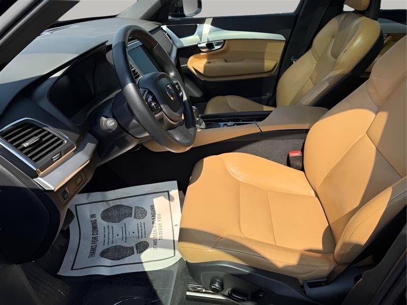 Volvo XC90 T5 Momentum 2018