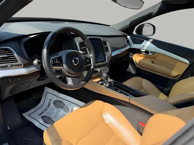 Volvo XC90 T5 Momentum 2018