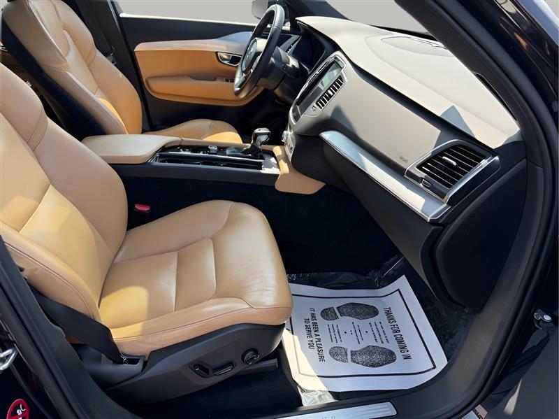 Volvo XC90 T5 Momentum 2018