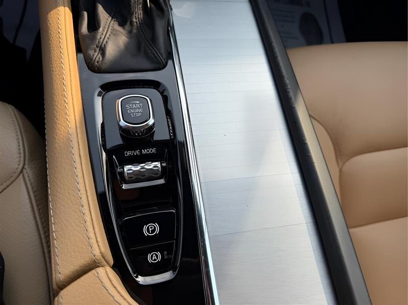 Volvo XC90 T5 Momentum 2018