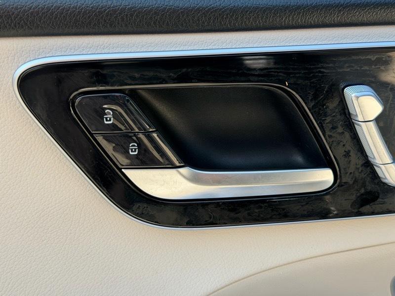 Mercedes-Benz C-Class C300 Sedan 2022