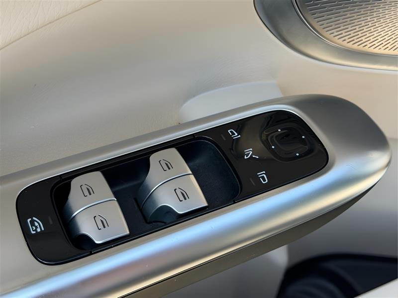 Mercedes-Benz C-Class C300 Sedan 2022