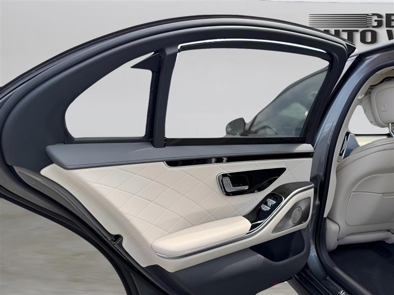 Mercedes-Benz S-Class S580 4MATIC 2023