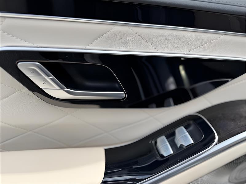 Mercedes-Benz S-Class S580 4MATIC 2023