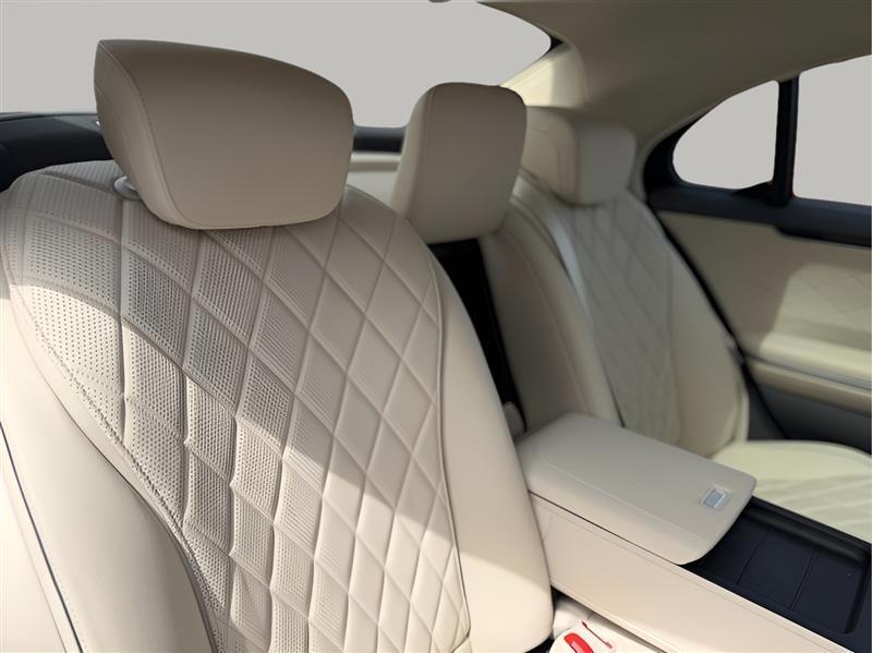 Mercedes-Benz S-Class S580 4MATIC 2023