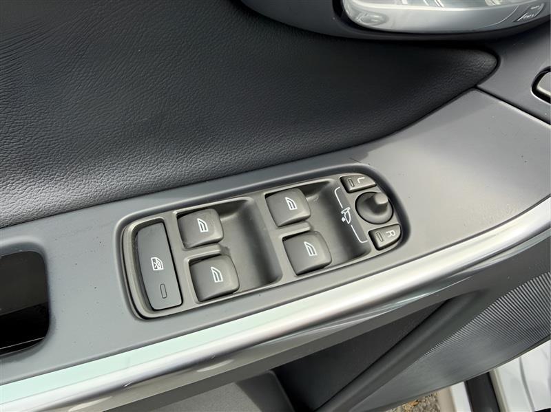 Volvo XC60 T6 Drive-E Platinum FWD 2015